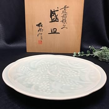 Amazon.co.jp: 京焼 林泉作 青磁稲穂文 盛皿 飾皿 共箱 : おもちゃ